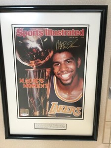 Magic Johnson autographed Sports Illistrated cover May 26 1980 UDA