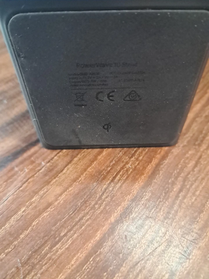 Anker PowerWave A2524 Fast Wireless Charger Stand Qi-Certified - Image 4 of 4