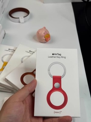 New Genuine Authentic OEM Apple AirTag Leather Key Ring Product Red