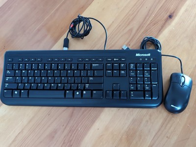 Microsoft Wired USB Keyboard 400 V1.0 Mouse Combo #1366 Vintage