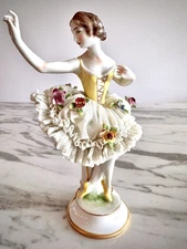 Vintage Antique Figurine Ballerina Germany Dresden  Porcelain Lace Müller &Co
