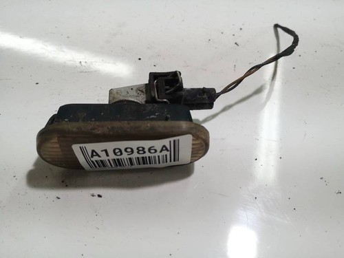 Seitenblinker (Kotflügelblinker) Vorne Linke  Volkswagen Passat DE2736318-31