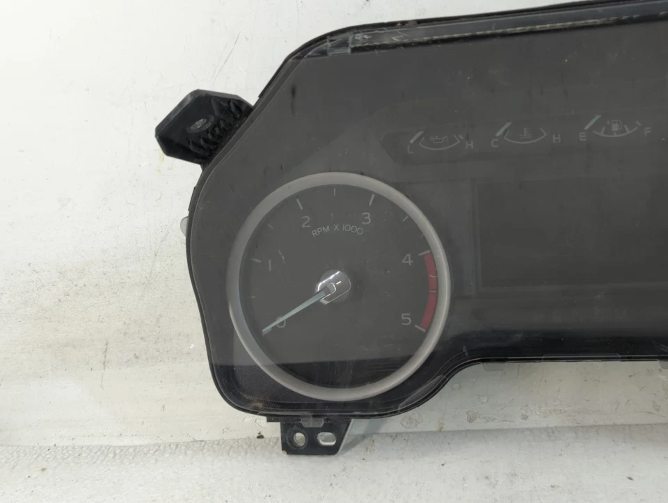 Cuadro de instrumentos velocímetro Ford F-250 Super Duty 2021-2022 indicadores LOHHT Foto 3 de 4