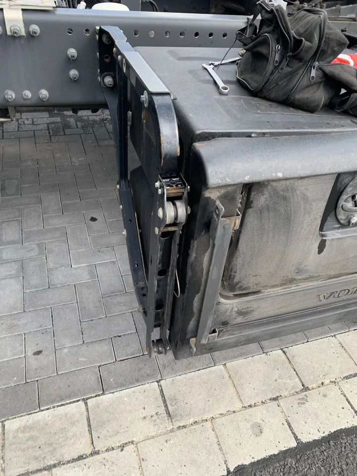 Staukasten LKW , Ausgebaut Volvo SZM,Volvo Original Teile Gebraucht, H60,B73 T55 - Bild 3 von 4
