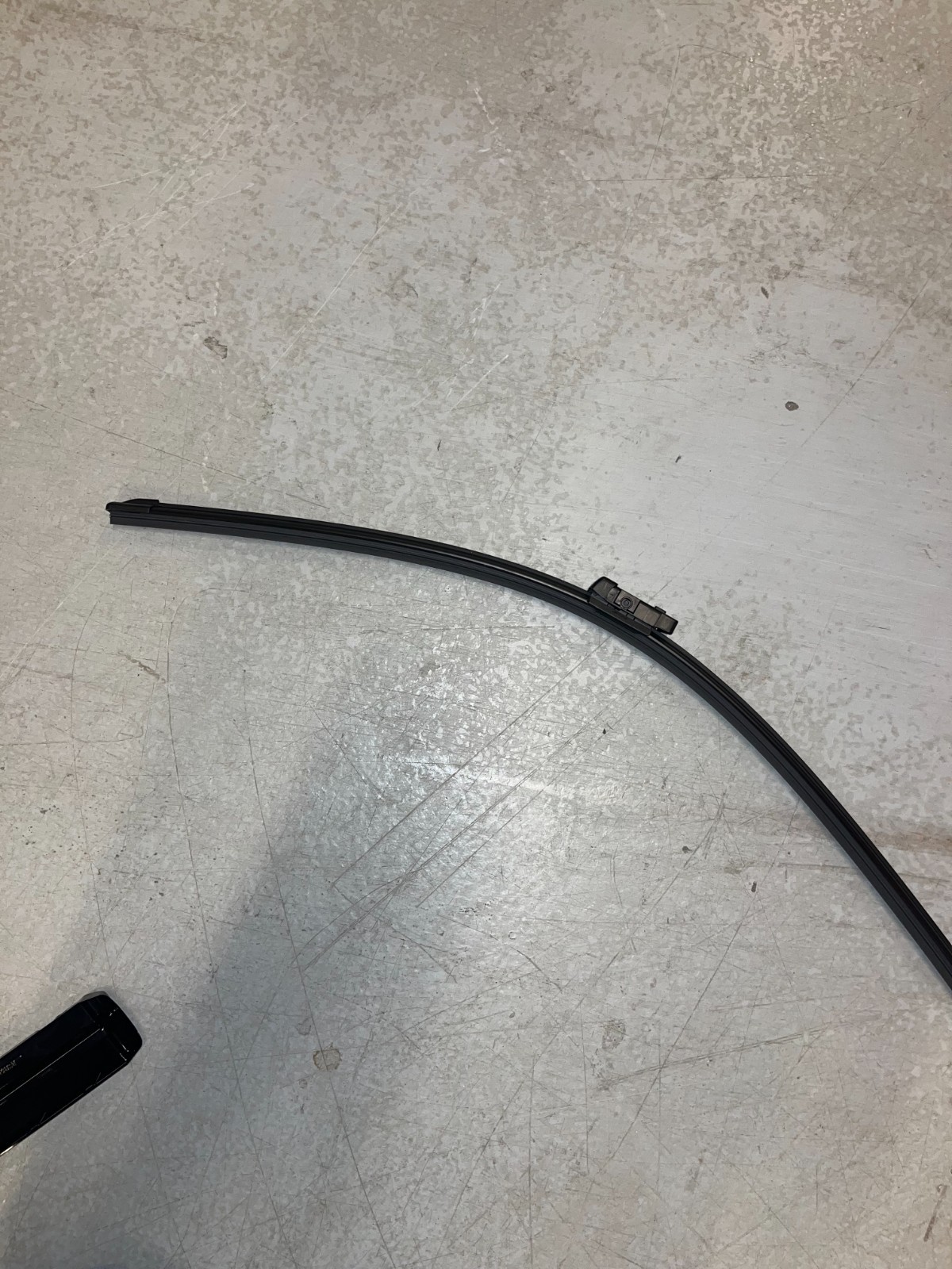 Genuine Lamborghini 4T1955426 | WIPER BLADE