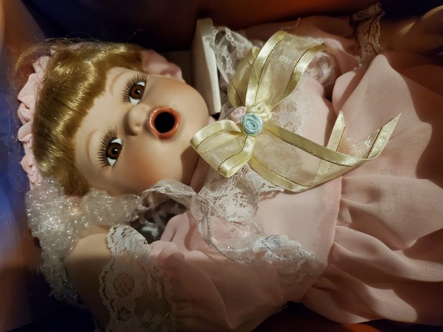 vintage ashley belle porcelain doll