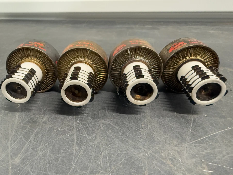 Lote de 4 tubos de vacío Y-260 Eimac 300 vatios tetrodo (4CX300A) sin probar Foto 4 de 4