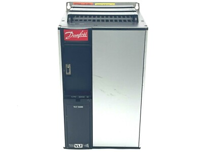 Danfoss VLT5006PT5CN1STR3DLF20A00C0 VLT 5006 Variable Speed Drive 5HP NO KEYPAD