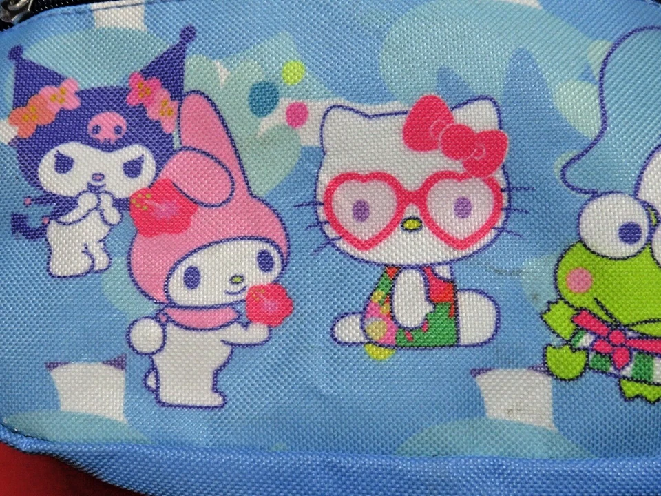 Mini mochila Hello Kitty And Friends By Sanrio bolsa tote 8 x 10" - Imagem 2 de 4