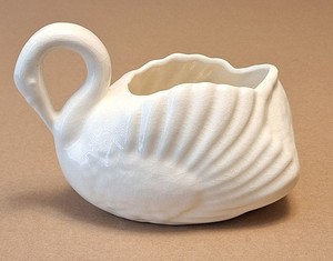 Vintage Elegant Swan Planter Vase Ceramic Pottery Cream White Bird Planter 7”