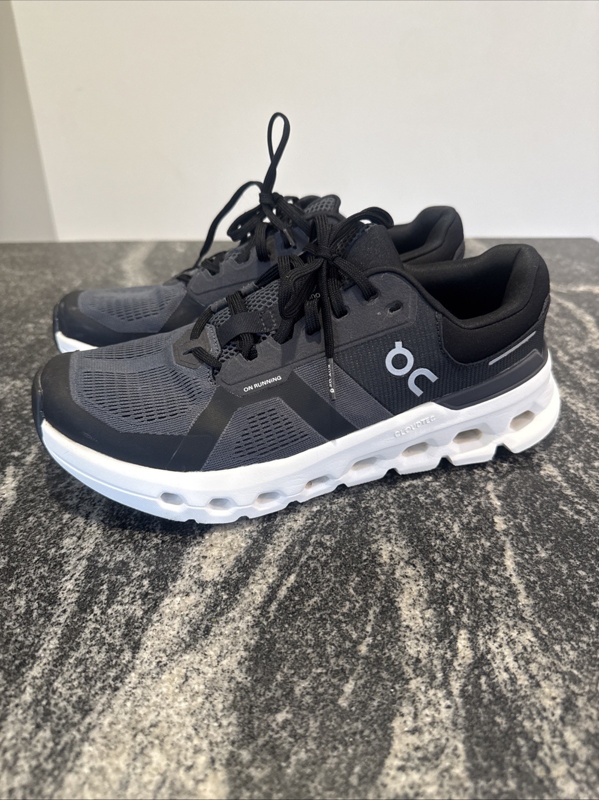On Cloudrunner Eclipse Black Running Athletic Clo… - image 3