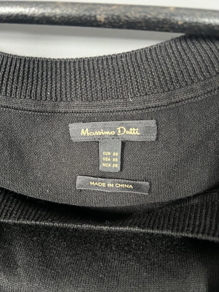 Top MASSIMO DUTTI HOMBRO ABIERTO - Talla XS - Negro - Excelente Estado - Mujer’s Foto 2 de 4