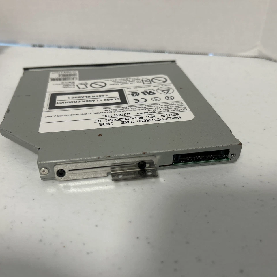 CD-Rum DRIVE+ Bezel for Gateway Solo 2500/2550 Laptop Mode: CR-175D - Image 4 of 4