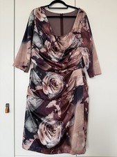 Abendkleid mit Blumen von Vera Mont. Ungefähr Größe 46–48