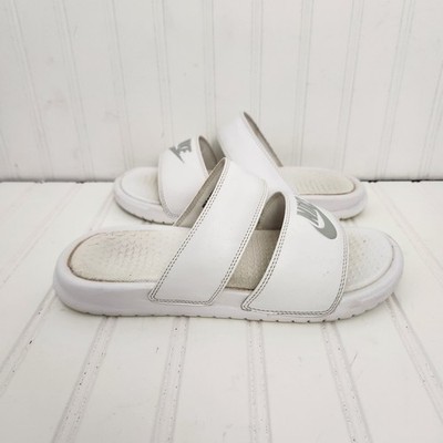 Nike Benassi Duo Ultra Slides Women’s Size White Comfort Sandals  819717-100