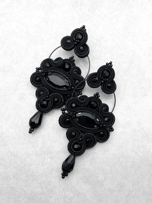 Schwarze Soutache Ohrringe Handarbeit leicht Unikat raffinierter Stil 