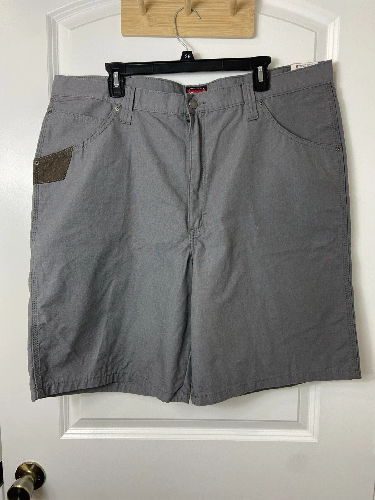 Wrangler Technician Shorts Men's 42 Gray Workwear Cell Phone Pocket