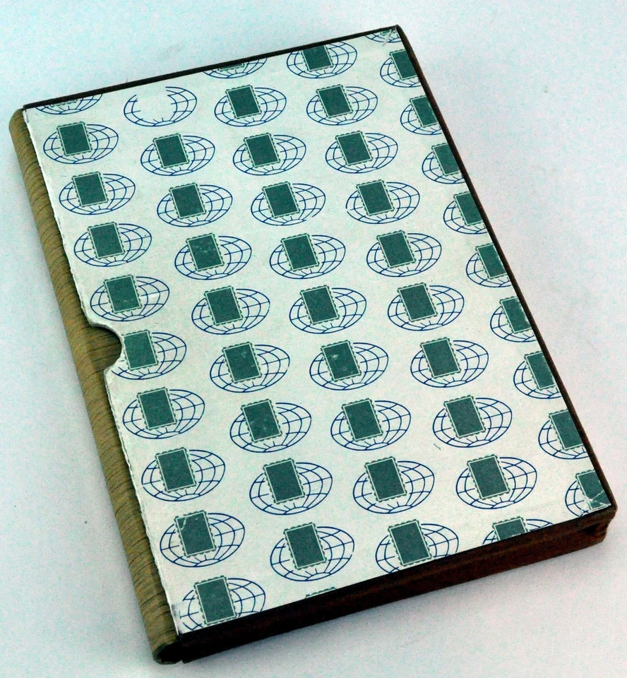 Germany. Collection of MNH stamps in nice Album. Issues of 1970-1990. MNH - Image 2 of 4