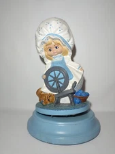 Vtg 1974 Byron Molds Ceramic Girl Blue Bonnet Spinning Wheel Kitten Music Box