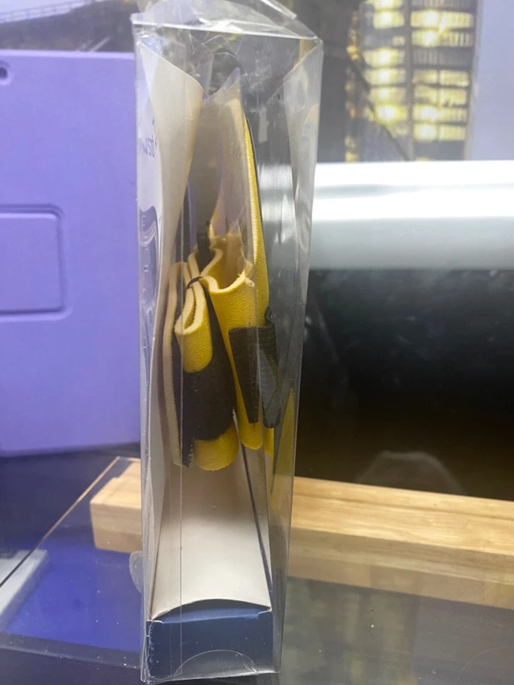 2012 TRAVELOCITY Universal Sport Armband Yellow FITS OLDER ELECTRONICS-Old Schoo - Image 2 of 4