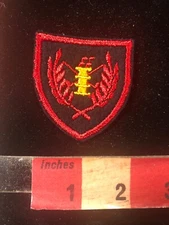 Unknown Red Embroidery On Black Felt Shield Patch S02Q