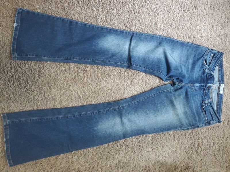 American Eagle Women's 4 Long Stretch fit Jeans