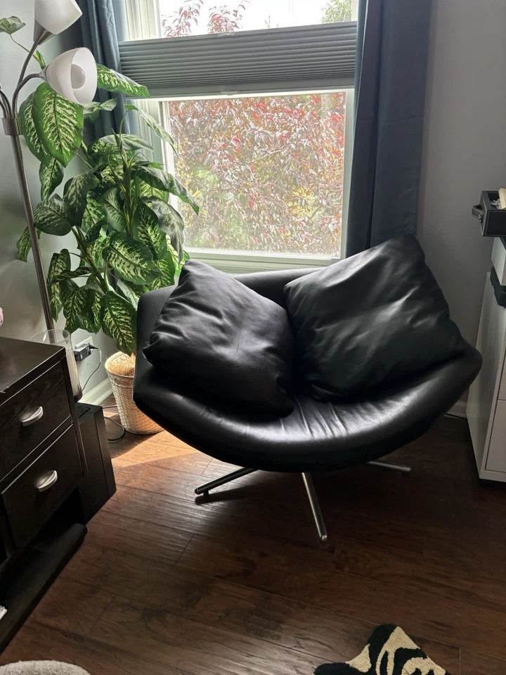 Sillón giratorio “Gigi” Gerard Van Dan Berg de cuero negro cromado reducido Foto 2 de 4