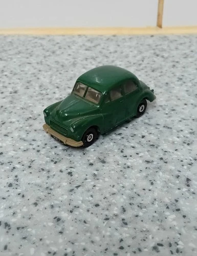 Vintage Corgi Diecast Morris Minor Car - Green - Free Postage