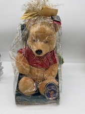 Disney Store An Enchanted Christmas 1998 Winnie the Pooh Plush in Gift Box