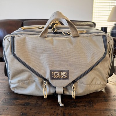 Mystery Ranch 3-Way 18L Expandable Briefcase - Good Conditions