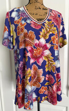 Johnny Was Top V-Neck Janie Tee Short Sleeve Purple Floral Stretch Rayon Large