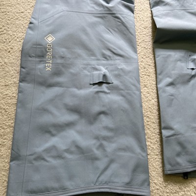 Men's Burton ak Freebird 3L Goretex Bibs Size Large | eBay
