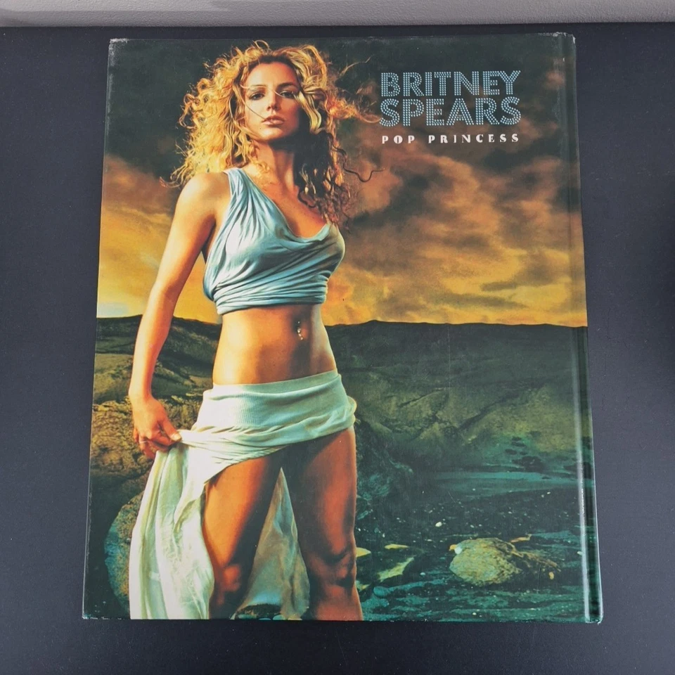 Livre Britney Spears Pop Princess Béatrice Nouveau Michel Lafon 2004 - Photo 2/3