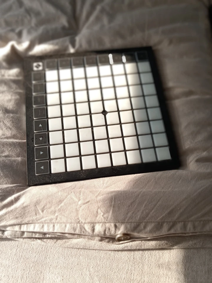 Novation Launchpad X Grid Controller . Excellent Condition!  - Image 2 of 3