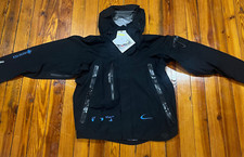 OFF-WHITE x Nike 007 Gore-Tex Jacket Gorpcore...