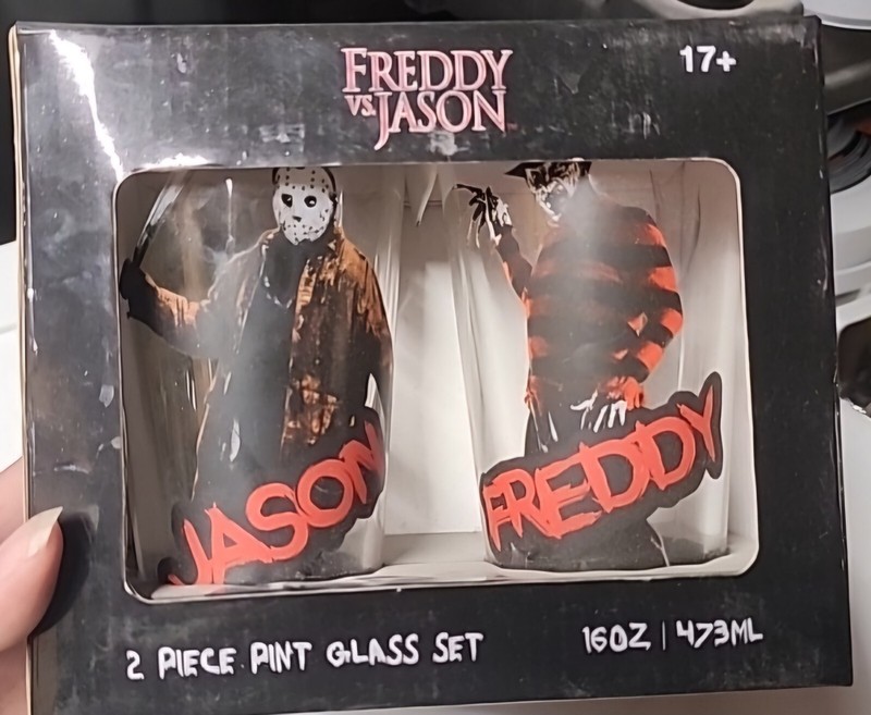 Freddy vs. Jason Pint Glass Set NIB Friday The 13th Nightmare On Elm Street