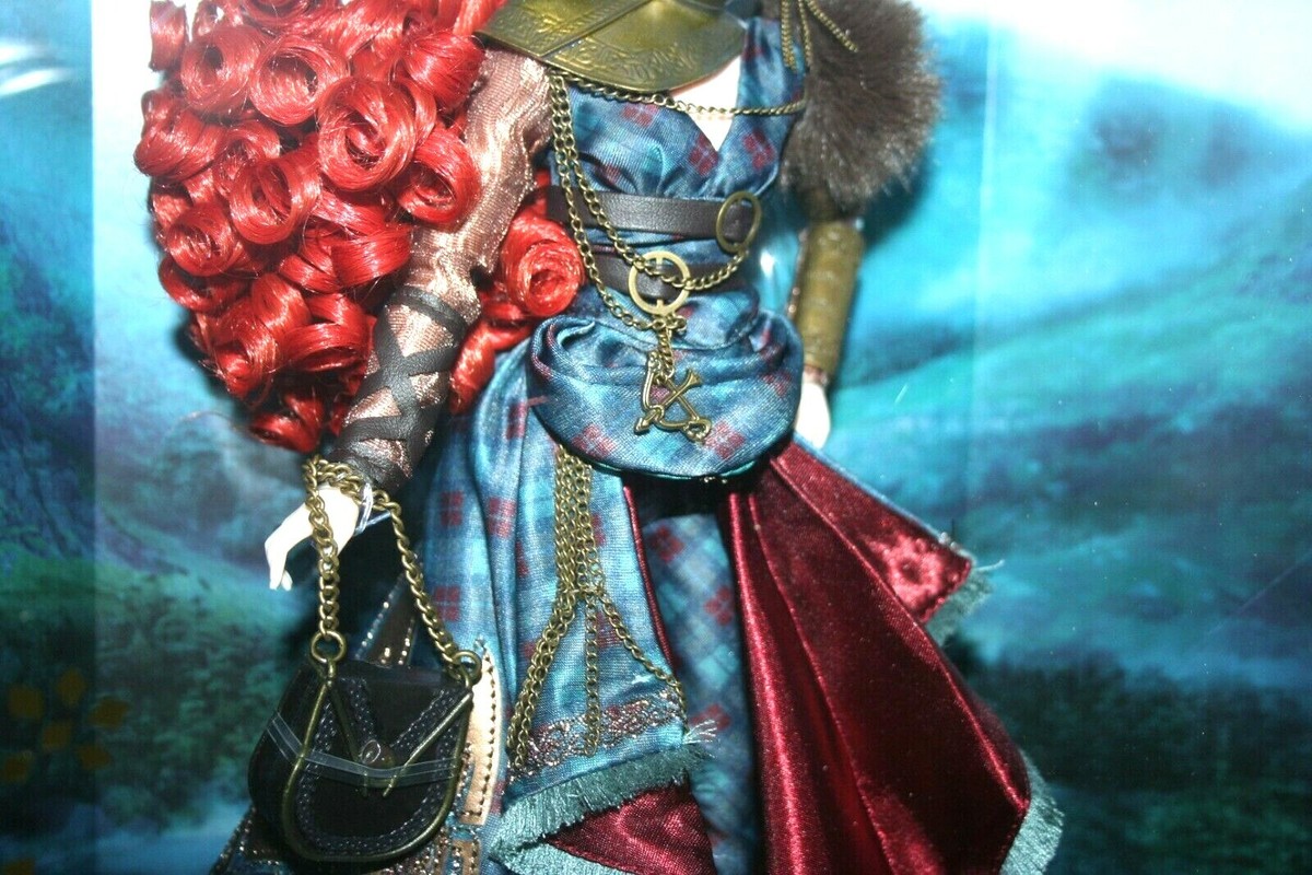 Disney Designer Collection Merida Limited Edition Doll - NEW