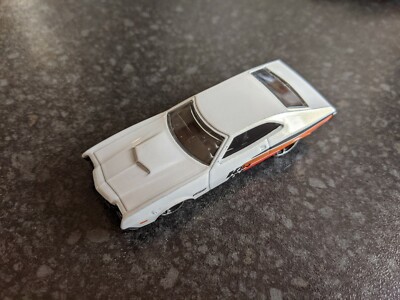 Hot Wheels X1966 2013 HW Showroom Ford 1972 Gran Torino Sport 242/250