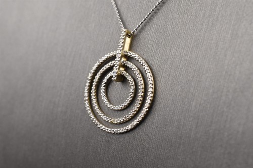 10K White & Yellow Gold Pendant w/ Diamonds on 18" Chain - 4.2g Total - Picture 12 of 13