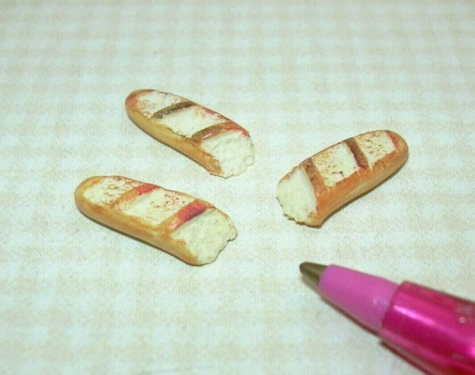 Miniature Resin HALF Baguettes (3 MEDIUM): DOLLHOUSE Miniatures Bread Rolls 1:12 - Image 1 of 1
