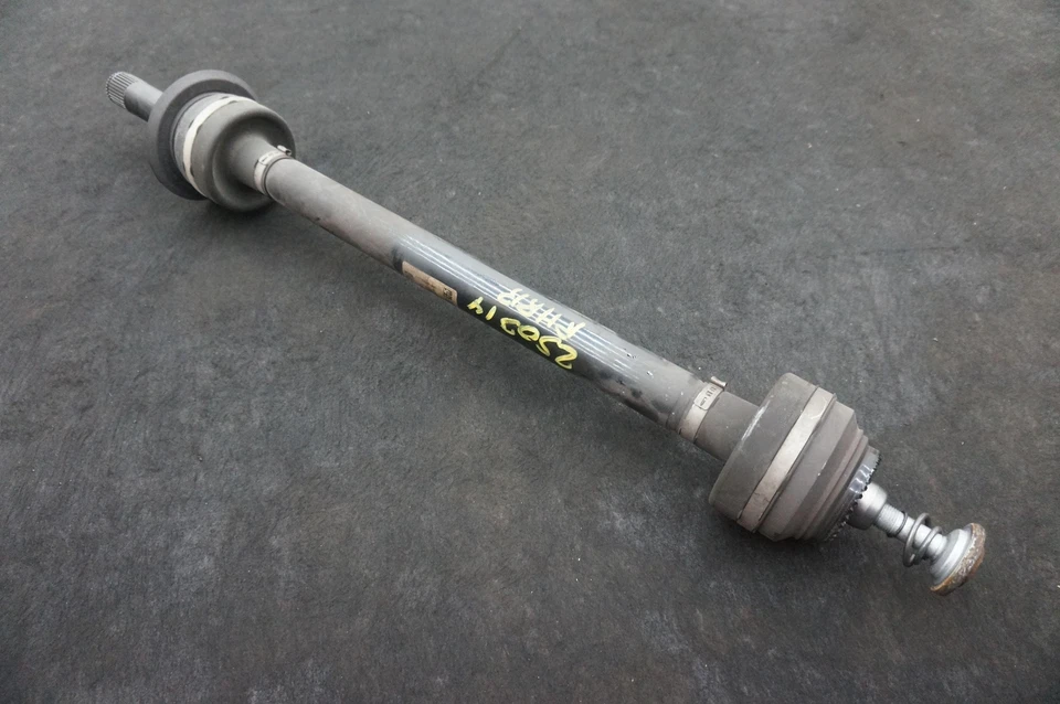 Conjunto eje trasero derecho CV OEM 33207856936 BMW M5 F90 2018-23 Foto 2 de 4