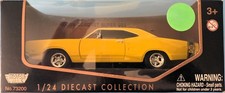  1969 Dodge Coronet Super Bee Motormax 124 Diecast Collection Yellow