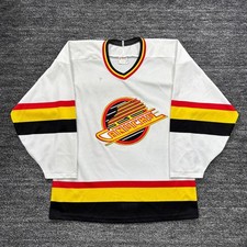 90s Vancouver Canucks CCM Hockey Shirt Jersey - Men's Size M - Retro NHL