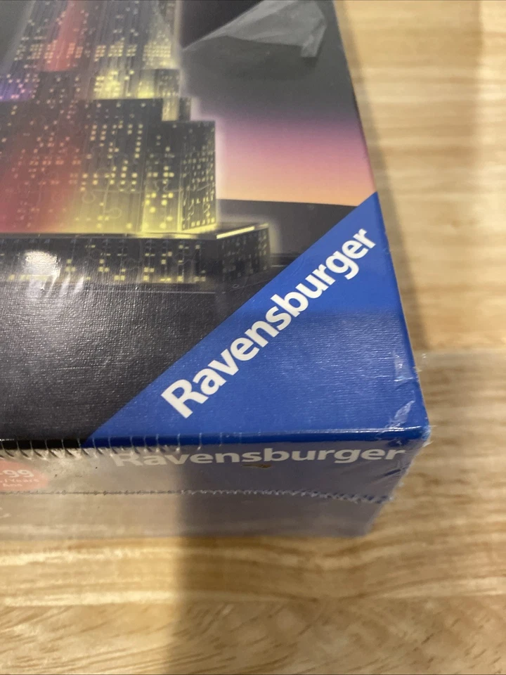 🧩Ravensburger 3D Puzzle Night Edition Empire State Building - New and Sealed - Image 3 of 4