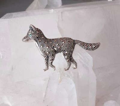 Gemondo 925 Sterling Silver, Emerald & Marcasite Fox Brooch pin