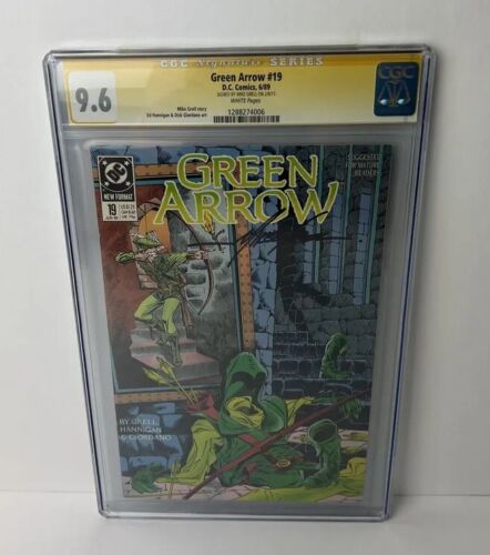 GREEN ARROW #19 CGC 9.6 DC COMICS 1989 Signed By MIKE GRELL - Picture 1 of 2