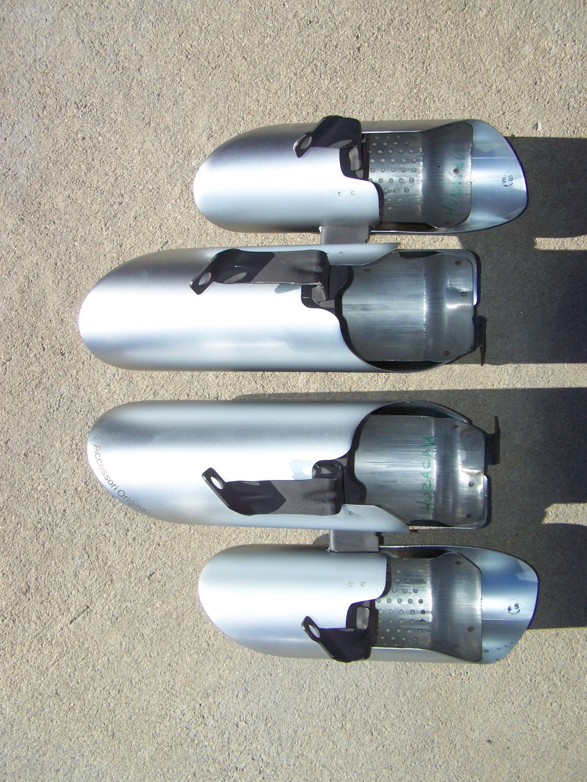 LAMBORGHINI HURACAN EXHAUST MUFFLER TIPS OEM 4T0071910 4T0253697D PIPE TIP 