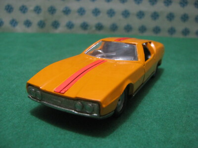 JAGUAR PIRANA BERTONE POLITOYS 588 1:43 de reference 588