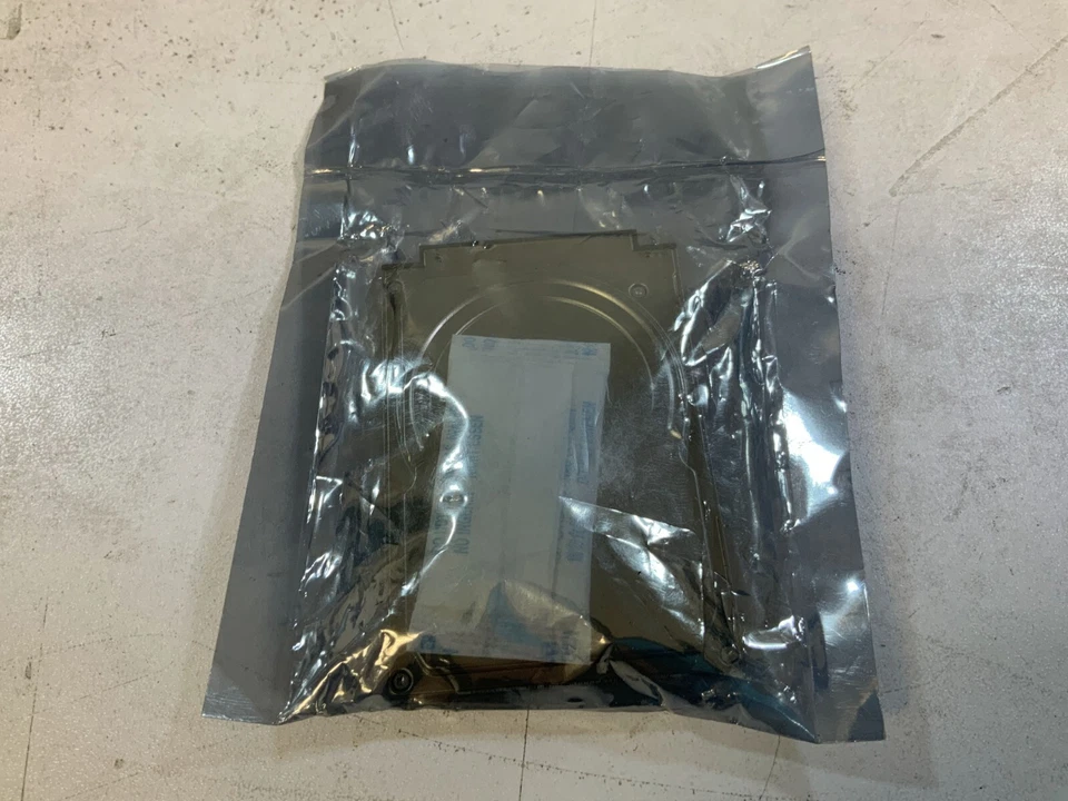 Toshiba HDD1564 MK4006GAH 1.8" Internal Hard Disk Drive 40GB 2MB Cache (E3E* - Image 3 of 4