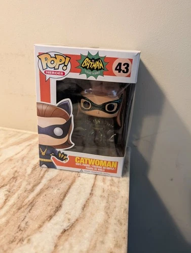 Funko Pop! Vinyl: DC Comics - Catwoman #43